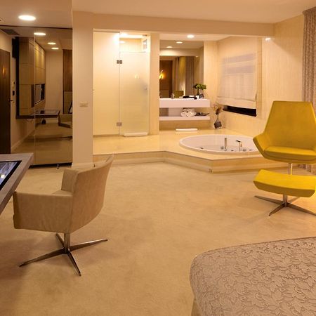 Hotel Vila Class Satu Mare Dış mekan fotoğraf