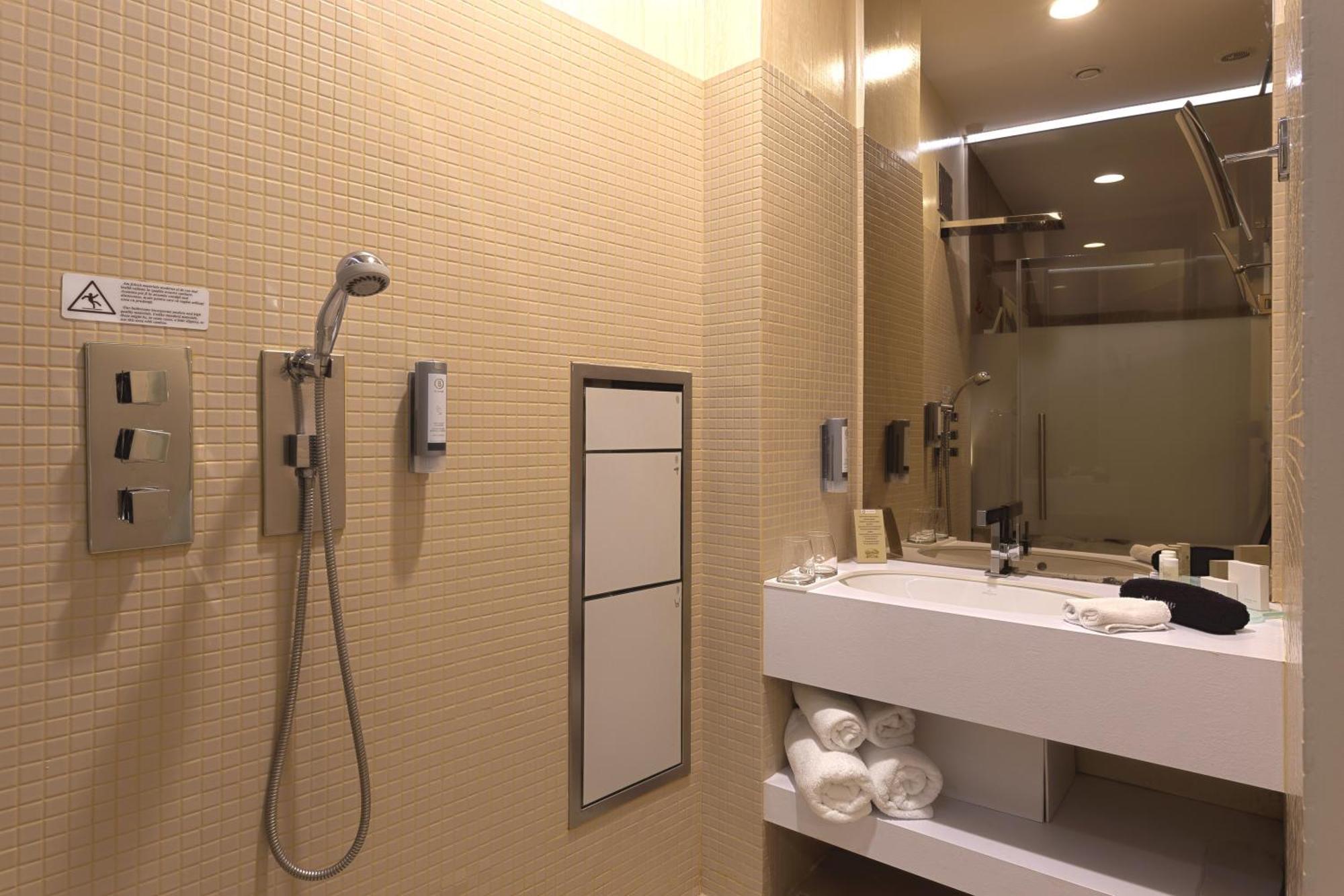 Hotel Vila Class Satu Mare Dış mekan fotoğraf