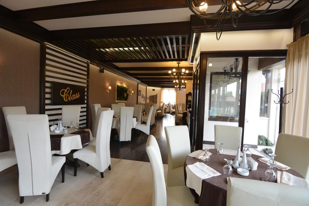 Hotel Vila Class Satu Mare Dış mekan fotoğraf